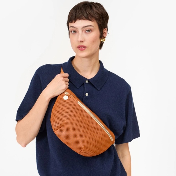 Clare V. Grand Fanny in Cuoio Perf - Picture 16 of 16